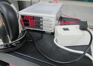 手機(jī)電腦充電器留在插座上是否耗電？電線電纜的作用與安全使用